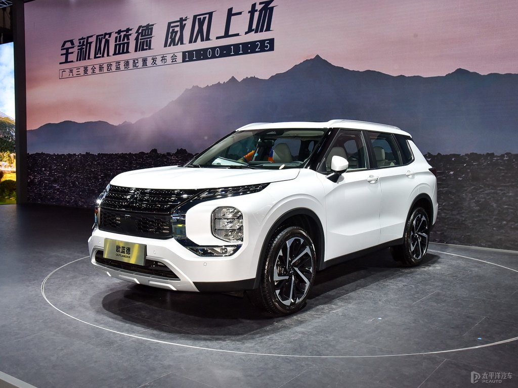 星鉆白歐藍德整車外觀外觀圖片