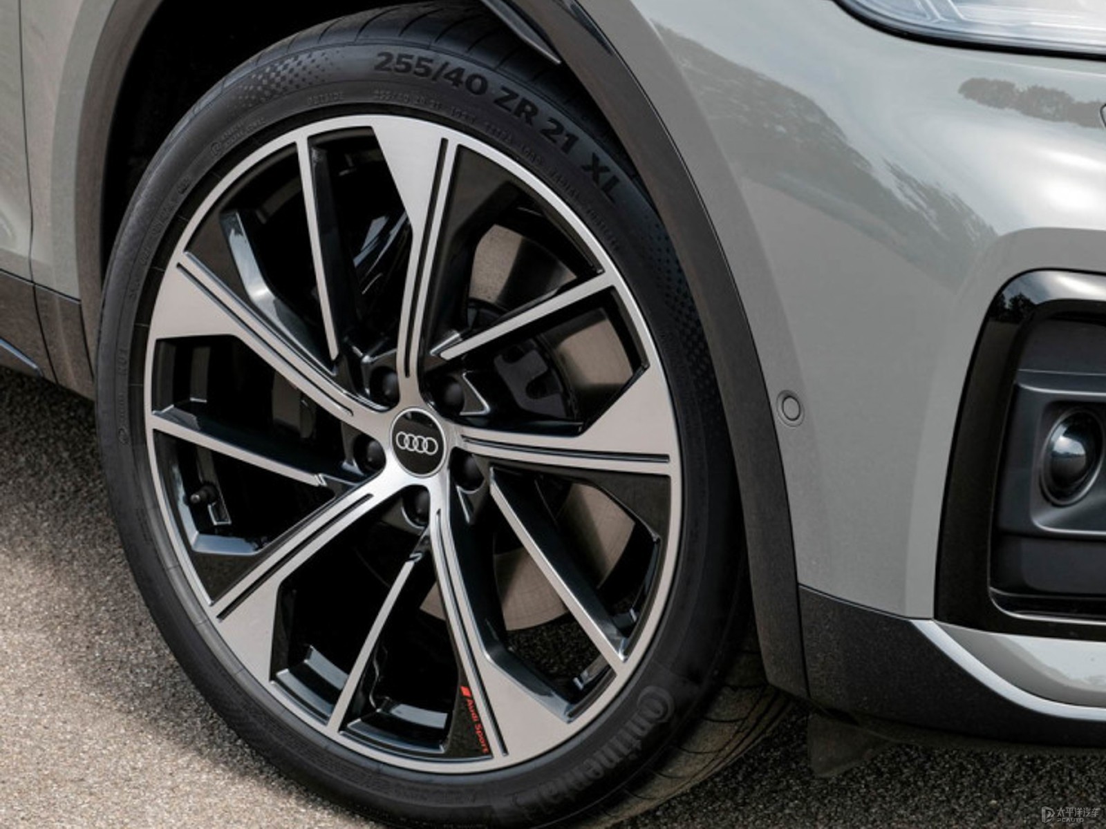 奧迪SQ5 Sportback外觀高清大圖