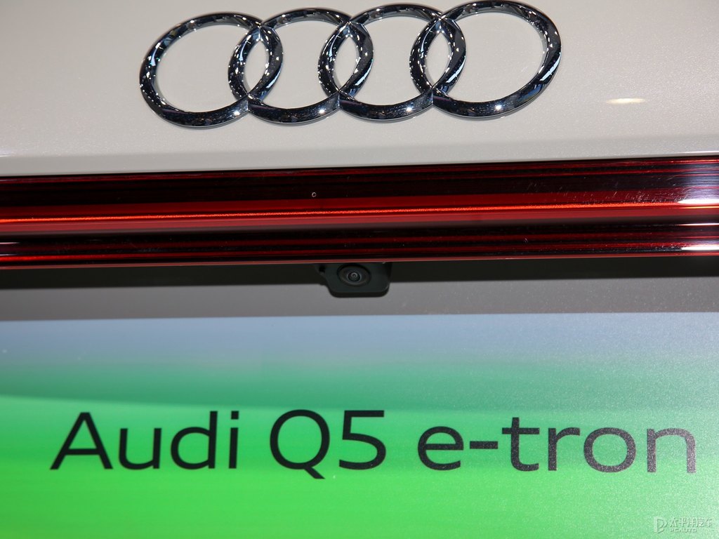 WQ5 e-tronDƬ