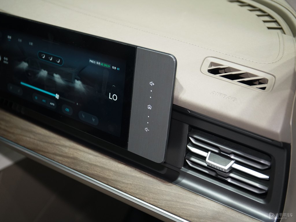 sRX9DƬ