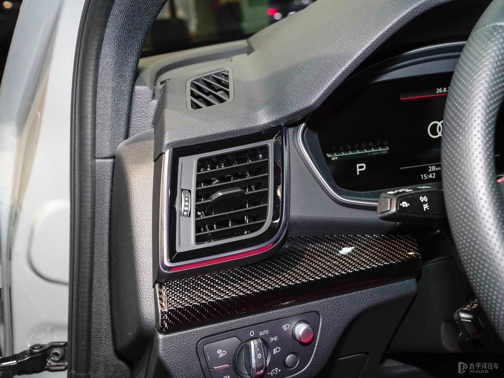 WSQ5 SportbackDƬ