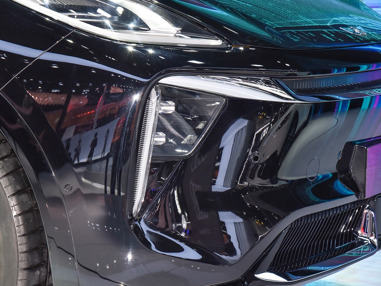 遠(yuǎn)航H9車展高清大圖
