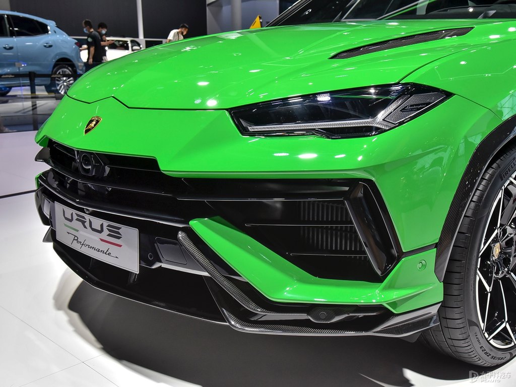 蘭博基尼Urus車頭外觀圖片