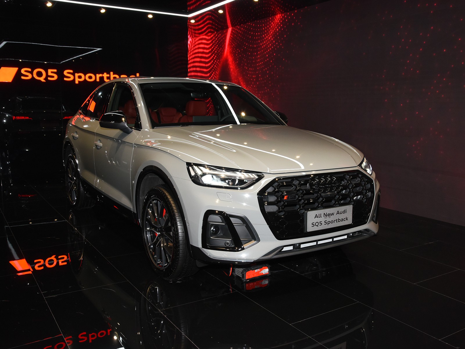奧迪SQ5 Sportback車展高清大圖