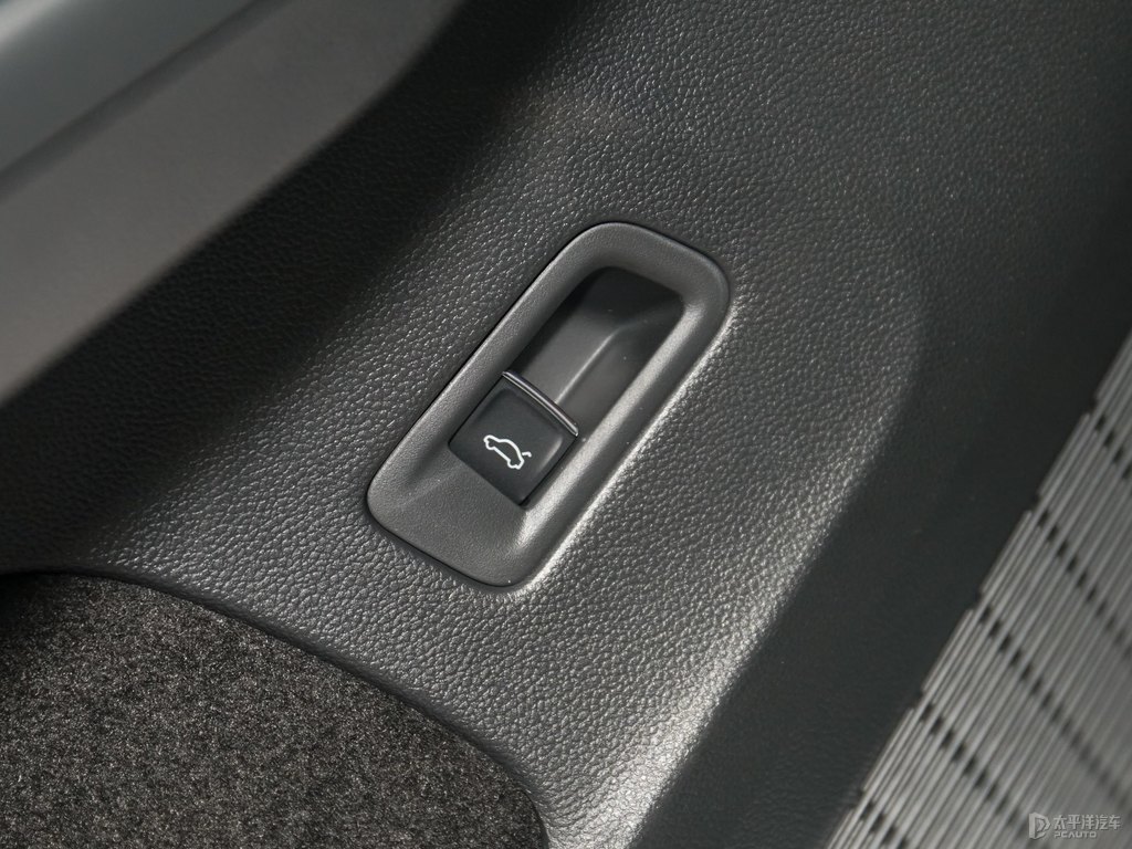 曠野青途昂X車廂內(nèi)飾圖片