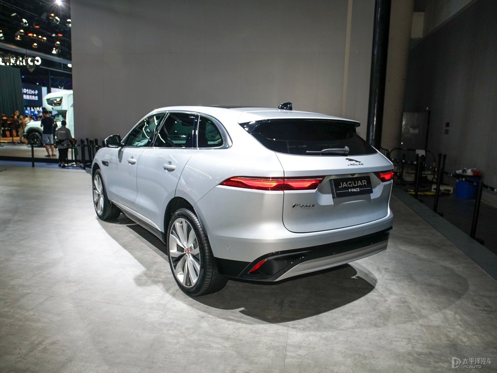 ݱF-PACE܇^^DƬ