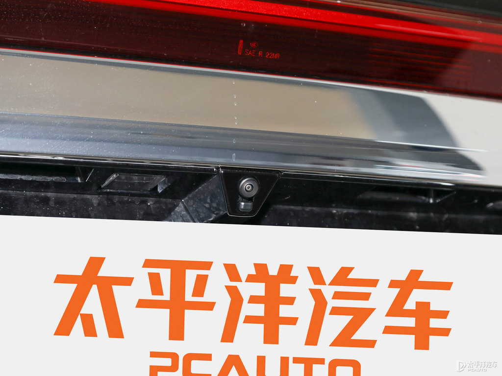 瀚金黑領航員車尾外觀圖片
