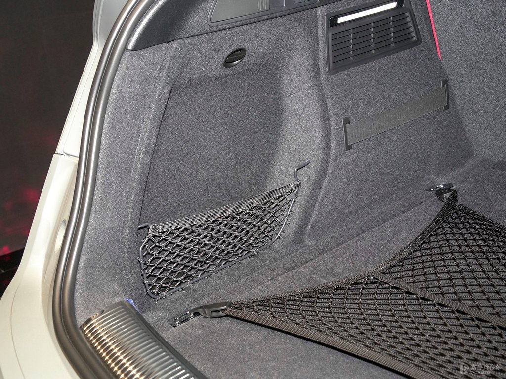 WSQ5 SportbackgDƬ