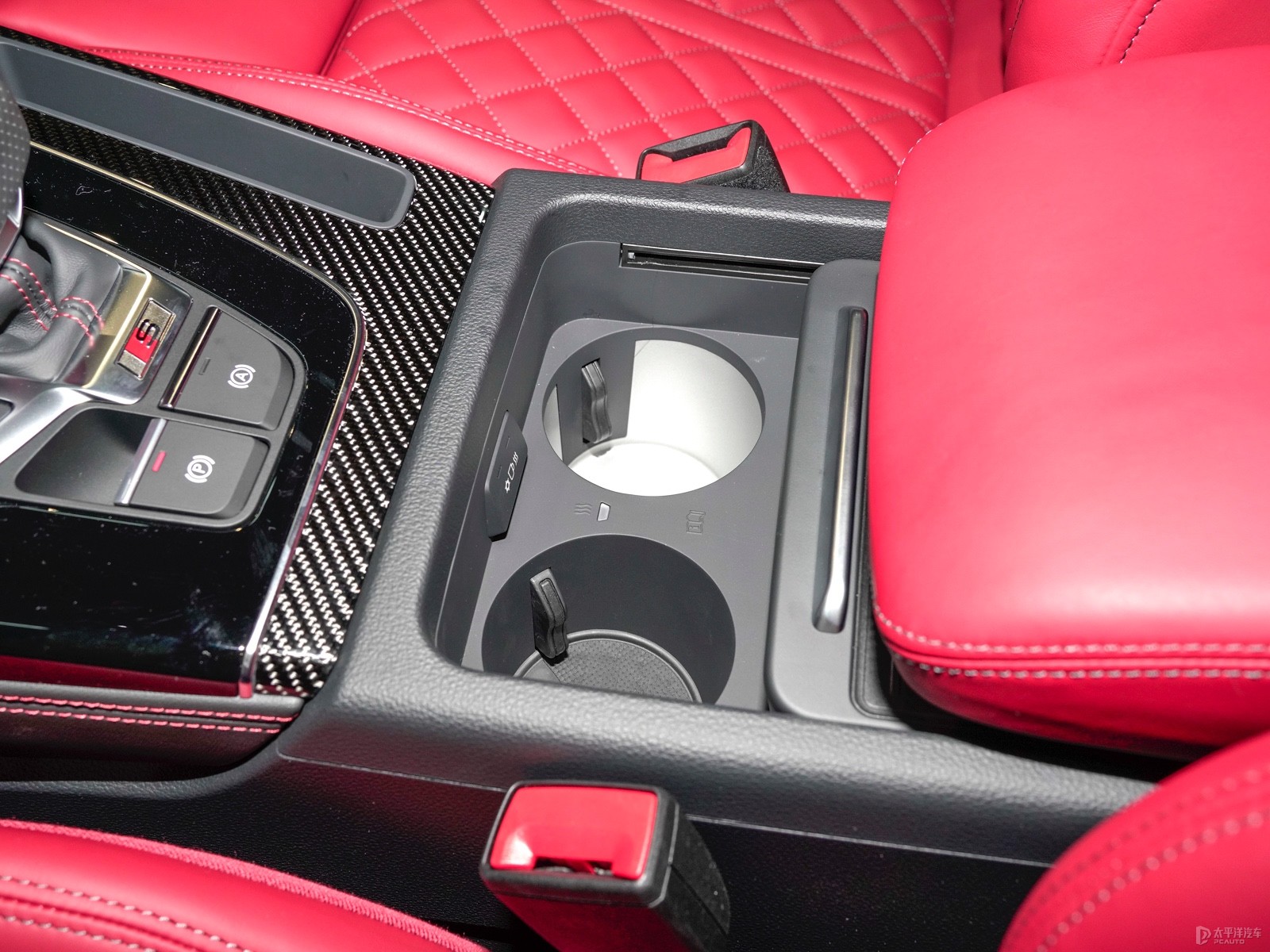 奧迪SQ5 Sportback空間高清大圖