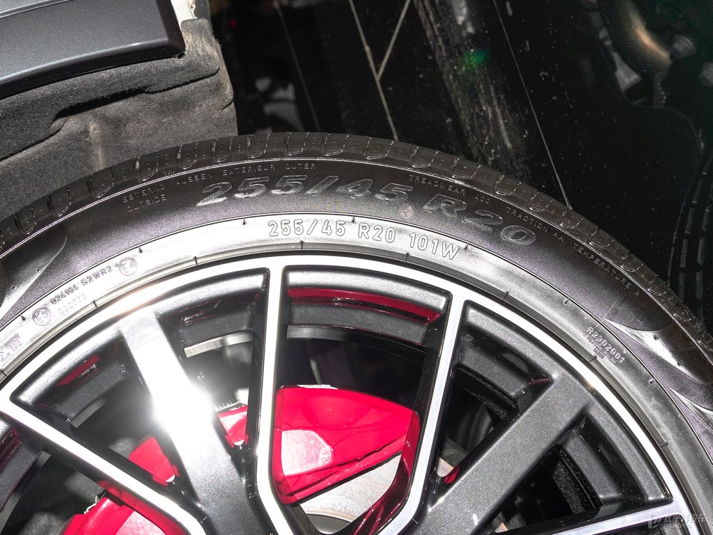 WSQ5 Sportback(x)(ji)(x)(ji)DƬ