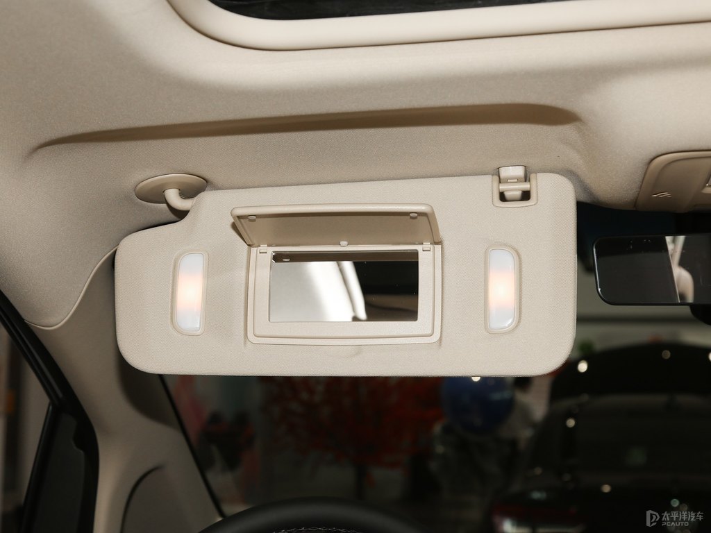 水星銀別克GL8車廂內飾圖片