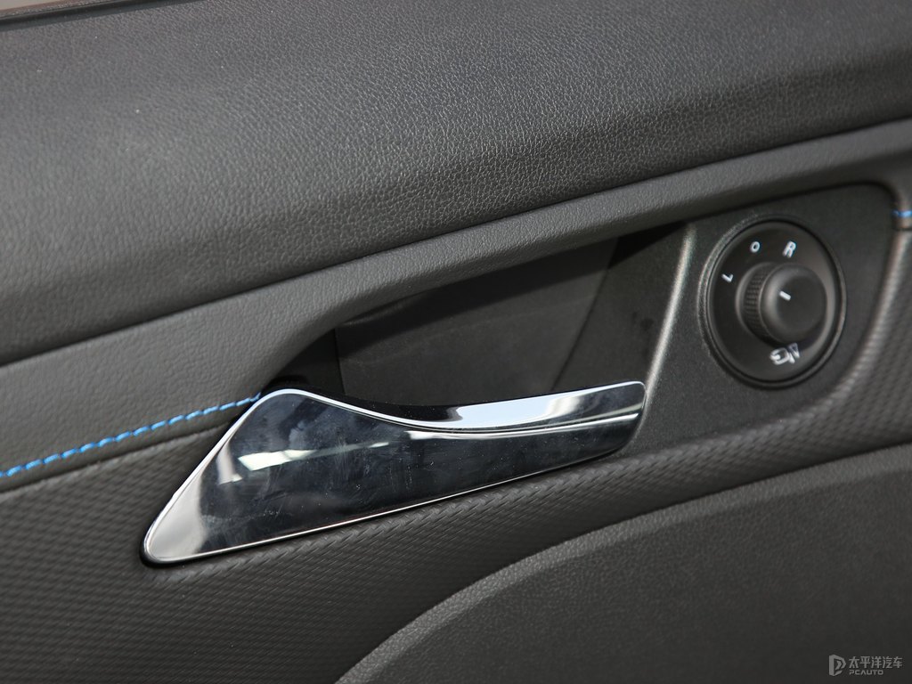 閃耀白科魯澤車(chē)廂內(nèi)飾圖片