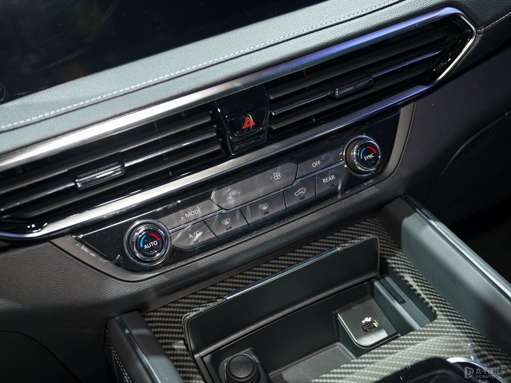 ͨMAXUS D90 Proп؃(ni)DƬ
