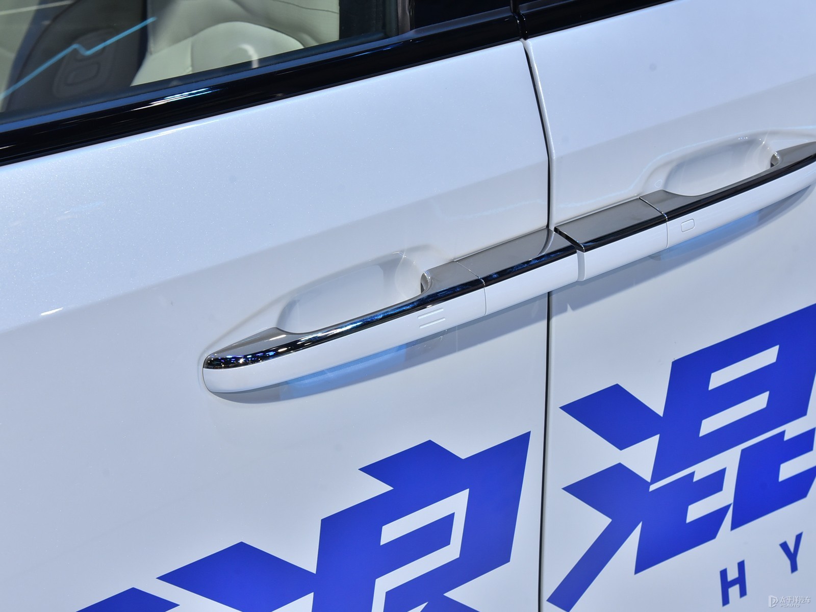 傳祺M8外觀高清大圖