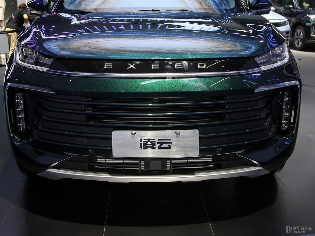 極光綠星途凌云車頭外觀圖片