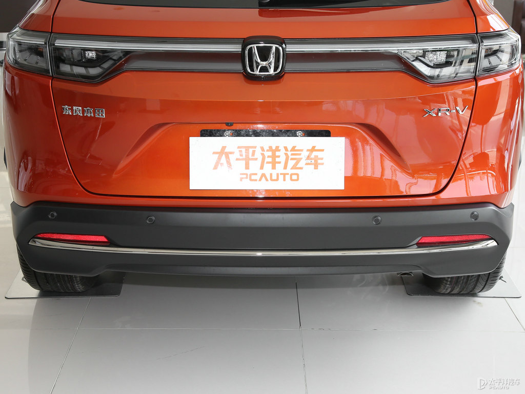 熾熱橙本田XR-V車尾外觀圖片