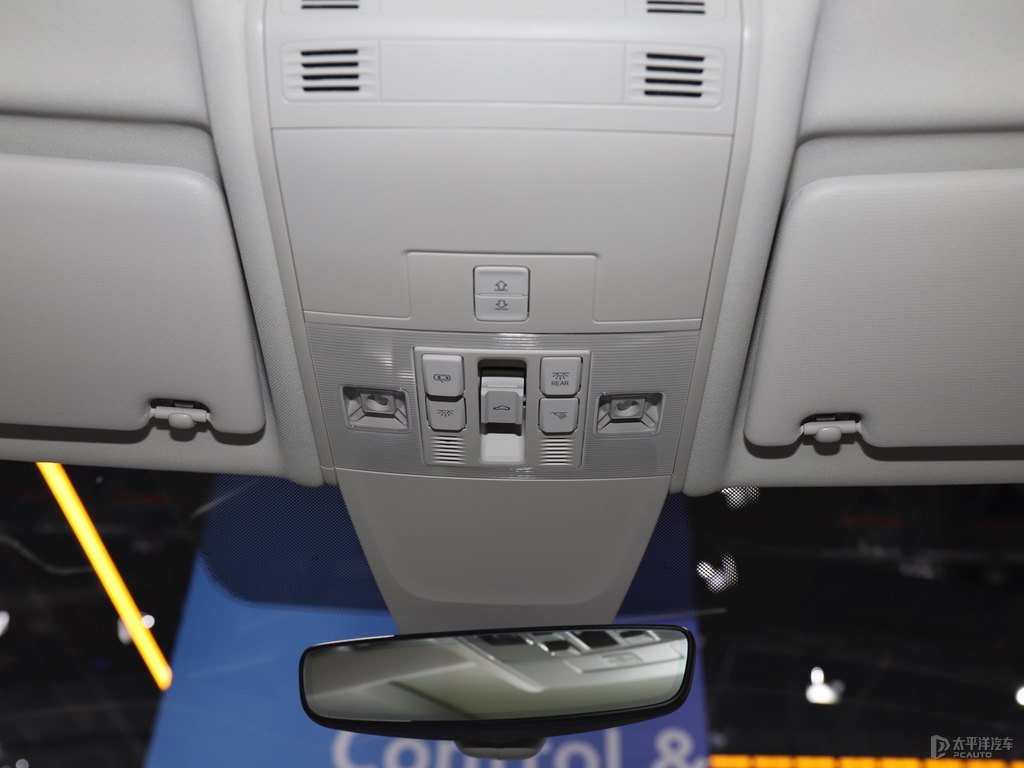 星辰藍(lán)探岳GTE車廂內(nèi)飾圖片