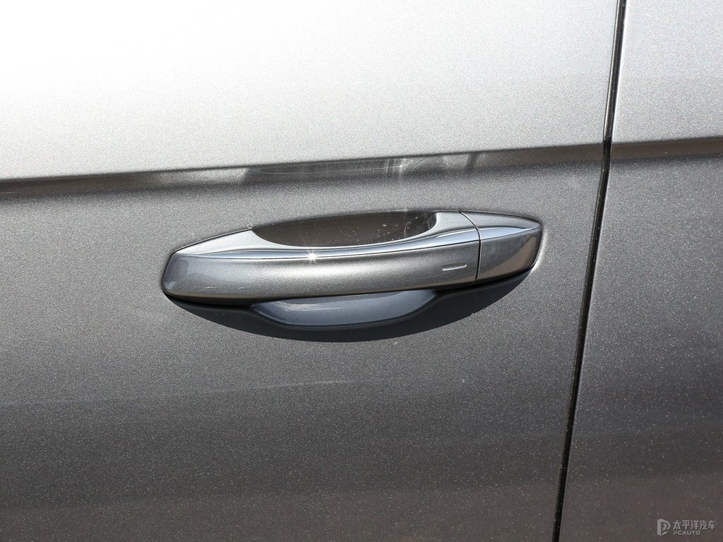 錫石灰探岳車身外觀圖片