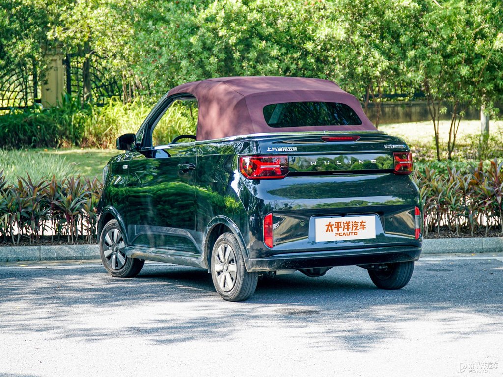 摩登黑宏光MINIEV整車外觀外觀圖片