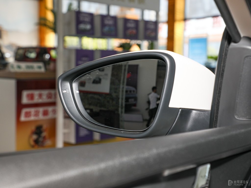 晶瑩白明銳車身外觀圖片