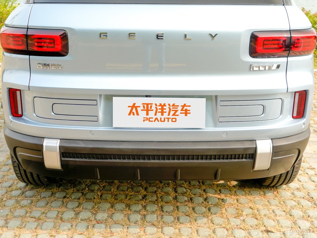 海鹽藍(lán)吉利ICON車尾外觀圖片