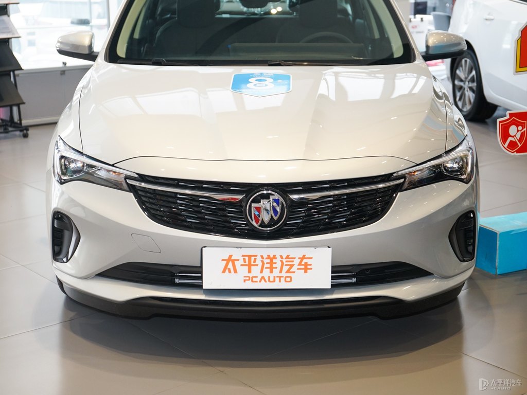 空間銀威朗車頭外觀圖片