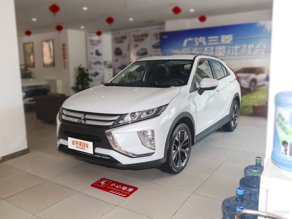 珍珠白奕歌整車外觀外觀圖片