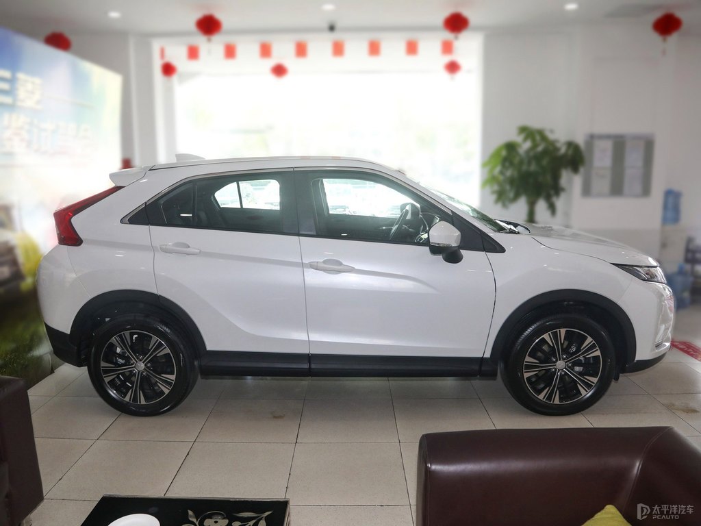 珍珠白奕歌整車外觀外觀圖片