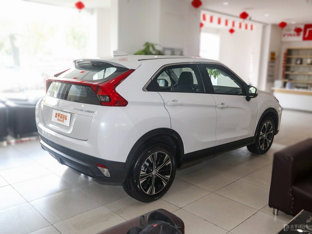 珍珠白奕歌整車外觀外觀圖片