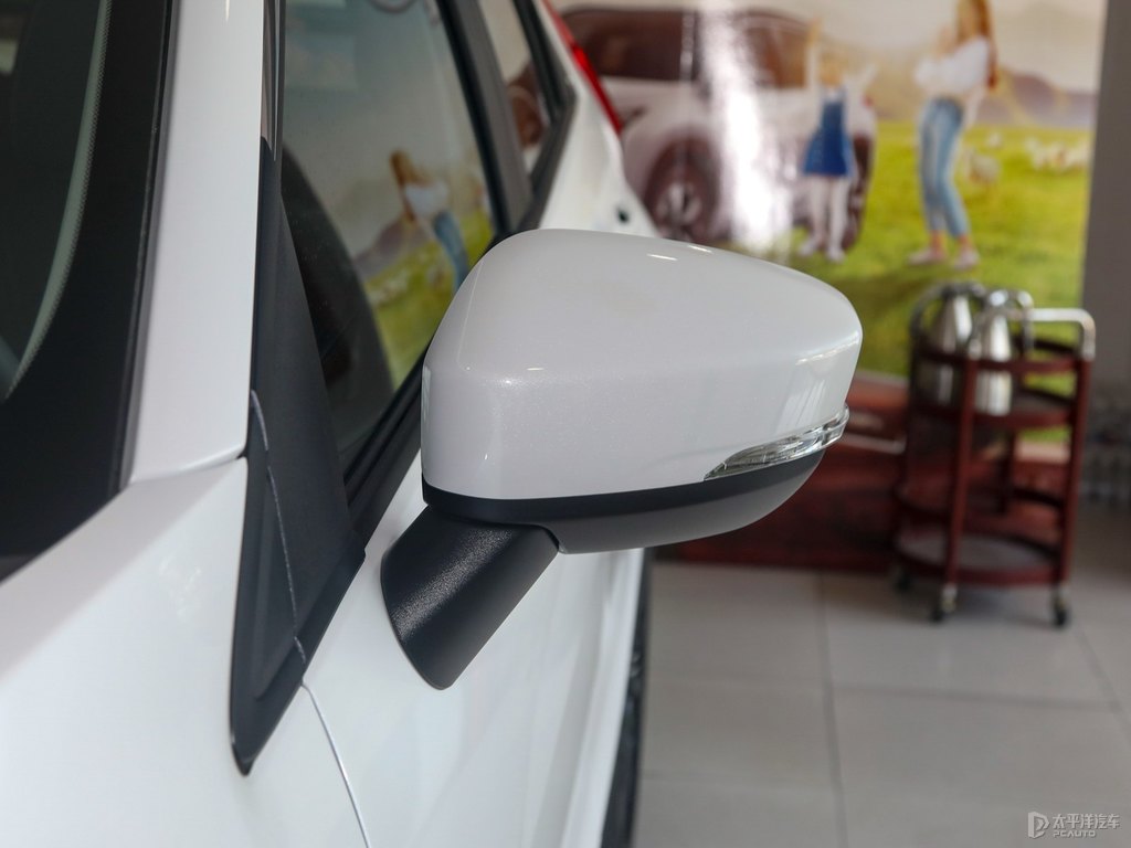 珍珠白奕歌車(chē)身外觀圖片