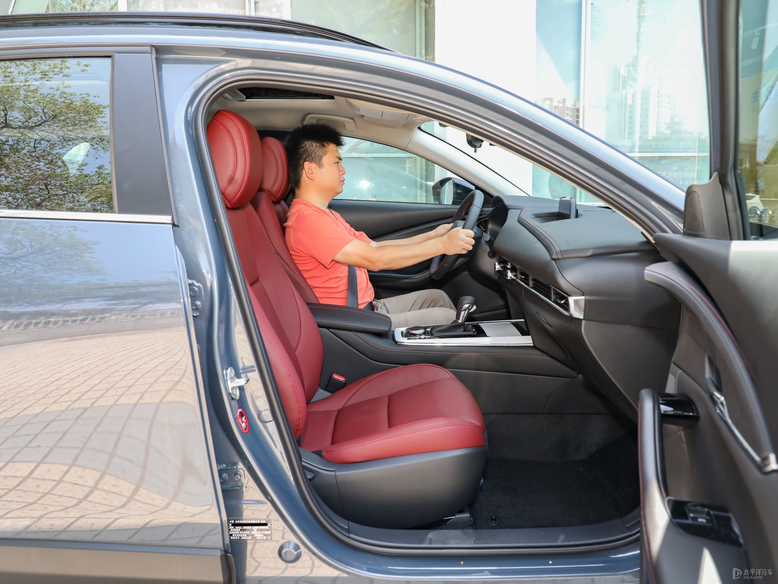 馬自達(dá)CX-30空間高清大圖
