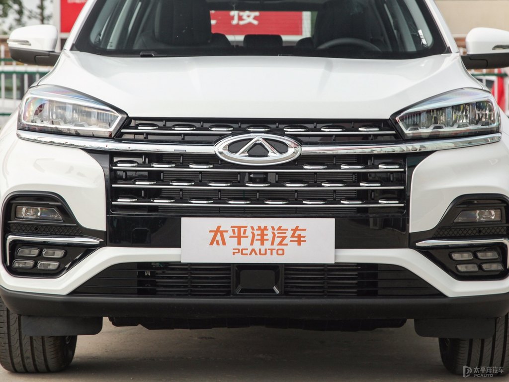 珍珠白瑞虎8車頭外觀圖片