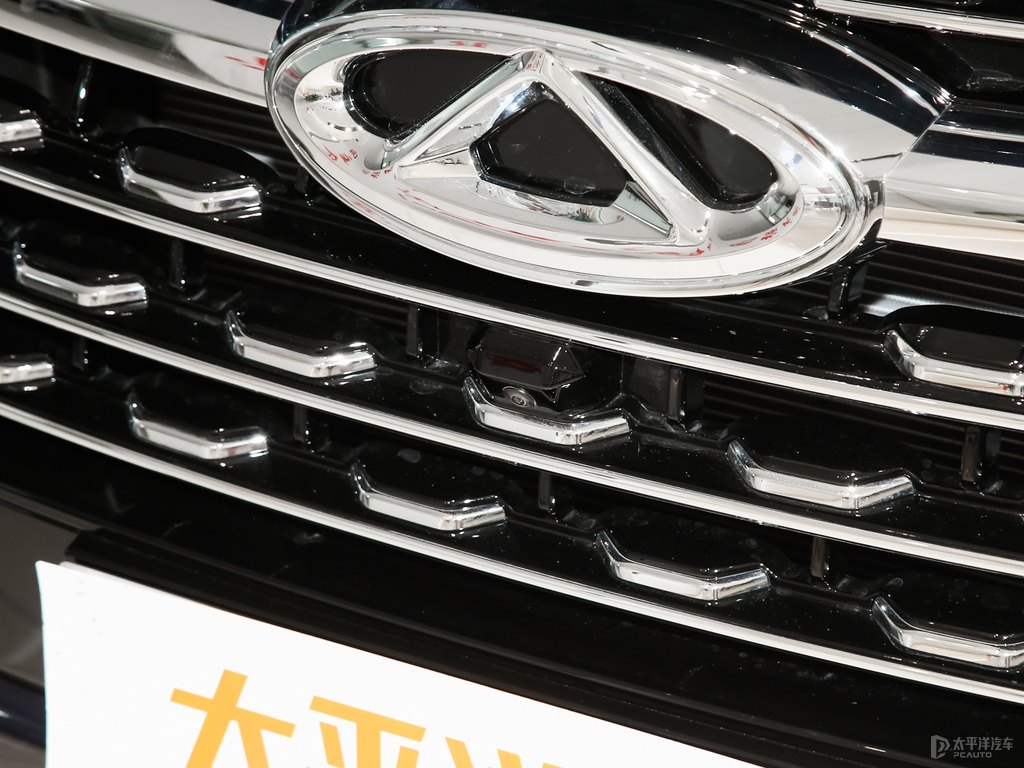萊茵藍(lán)瑞虎8車頭外觀圖片