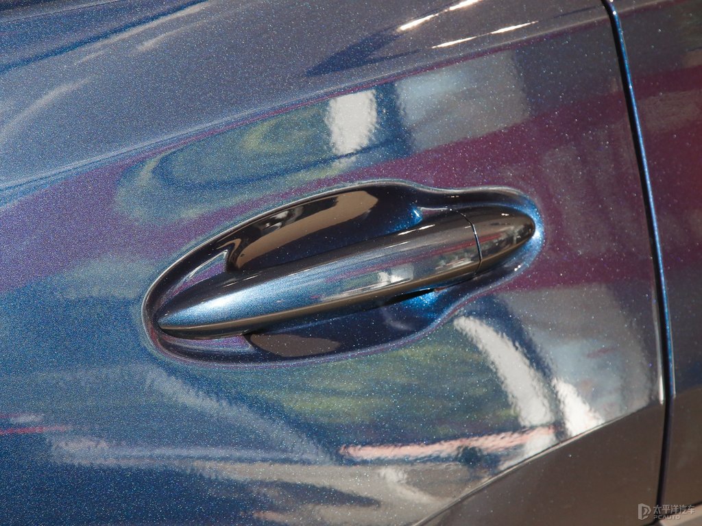 萊茵藍(lán)瑞虎8車身外觀圖片