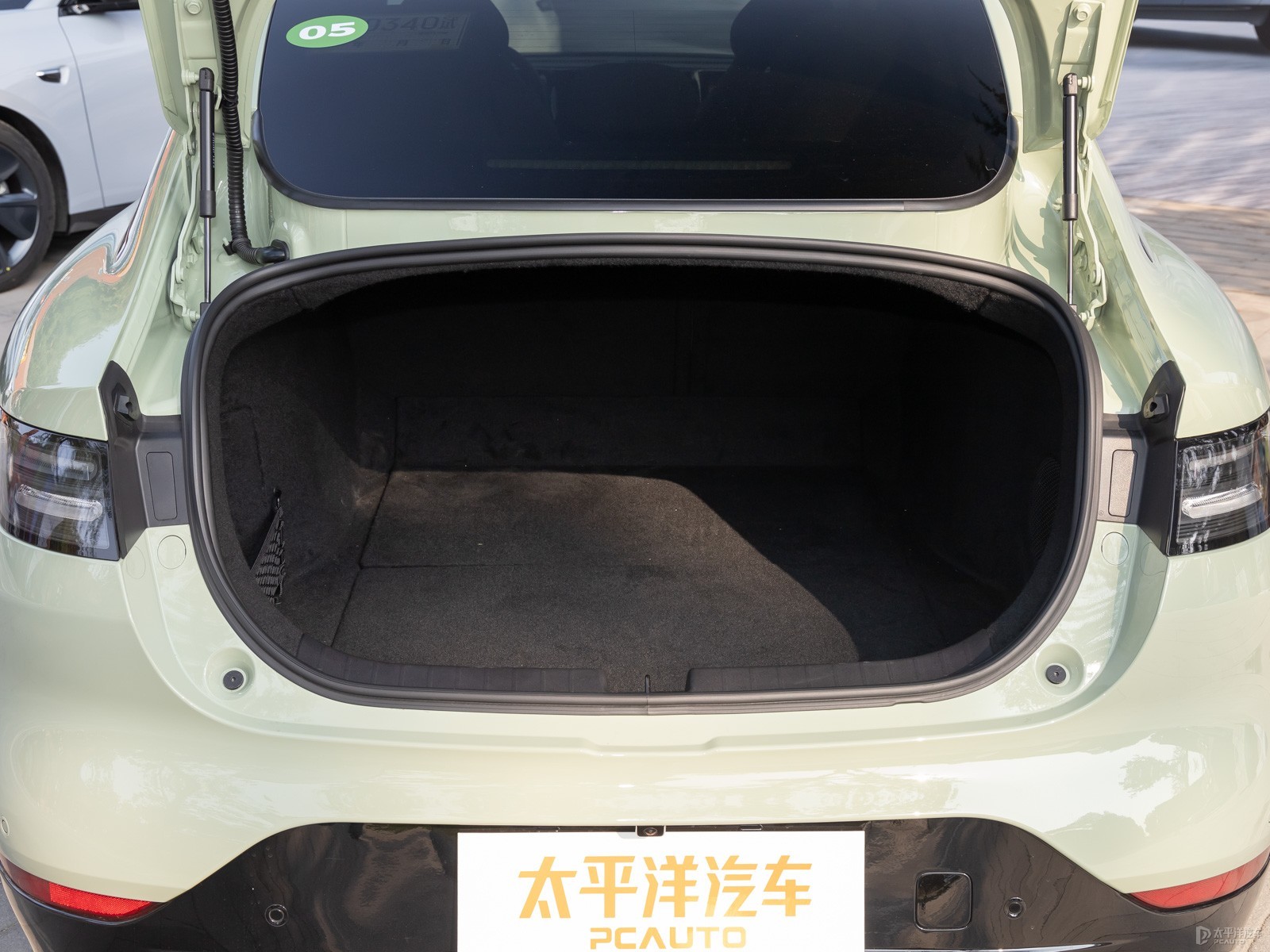 零跑C01空間高清大圖