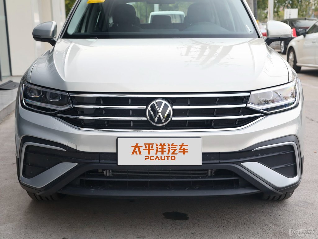 冰島銀途觀L車頭外觀圖片