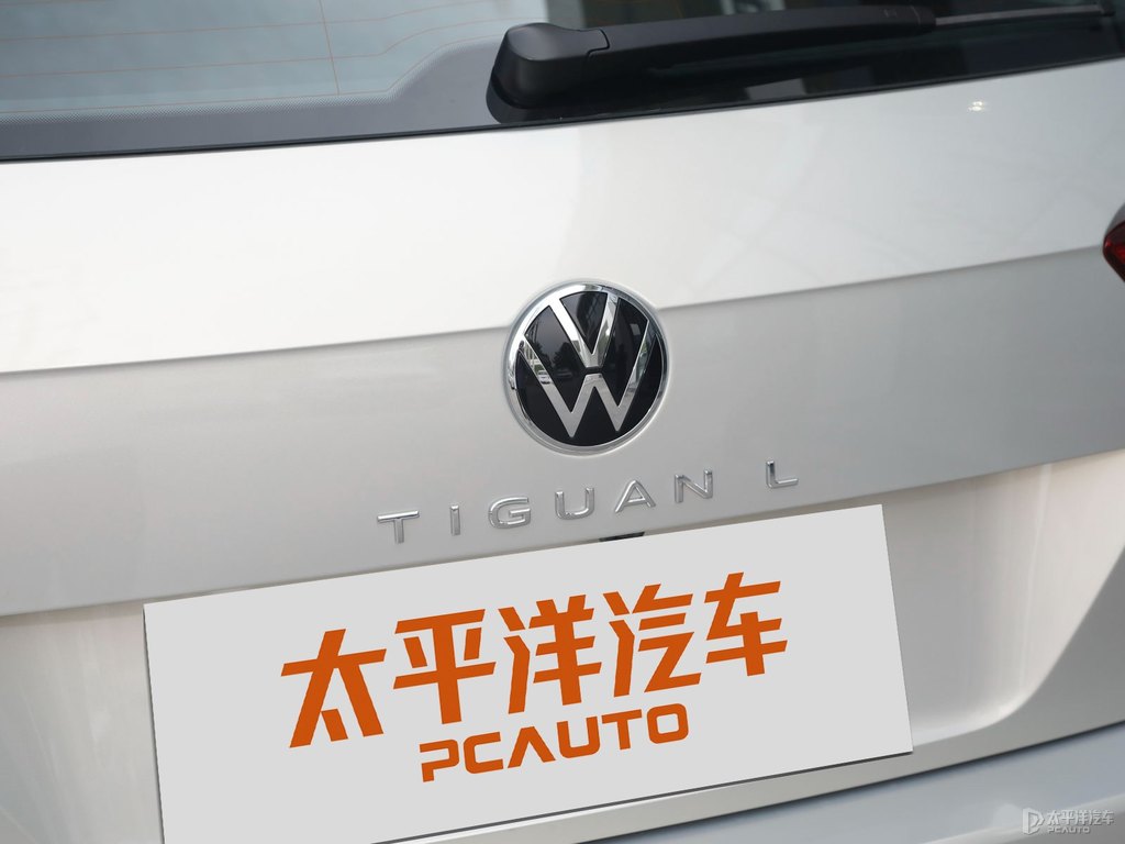 冰島銀途觀L車尾外觀圖片