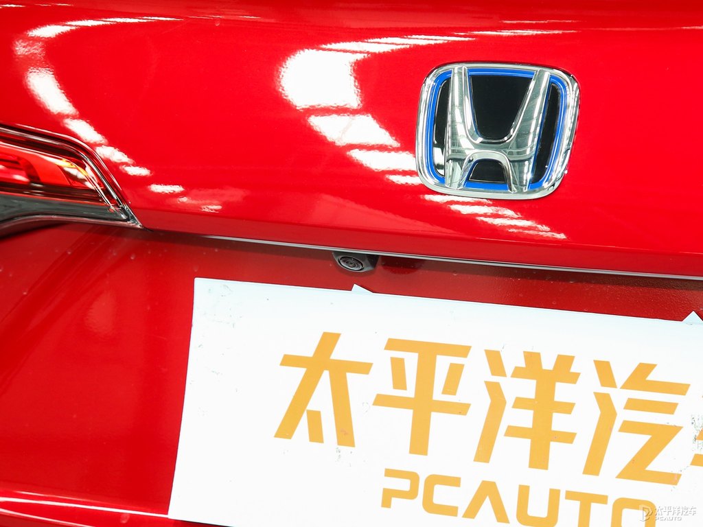 赤焰紅思域車尾外觀圖片