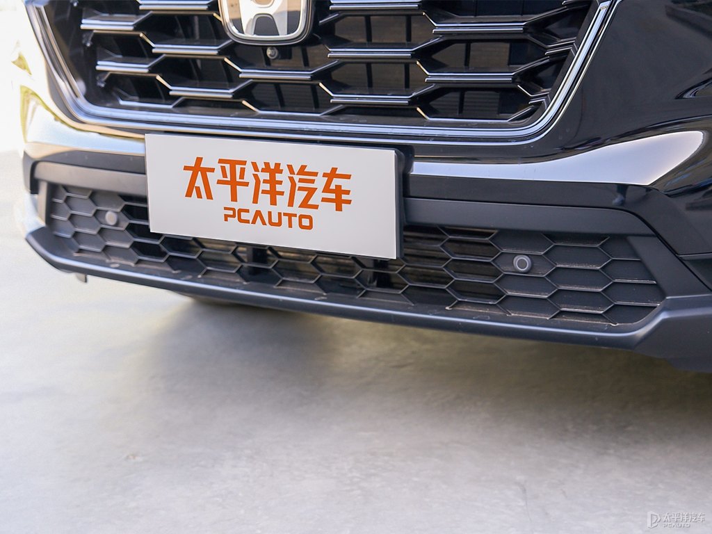 彩晶黑本田CR-V車頭外觀圖片