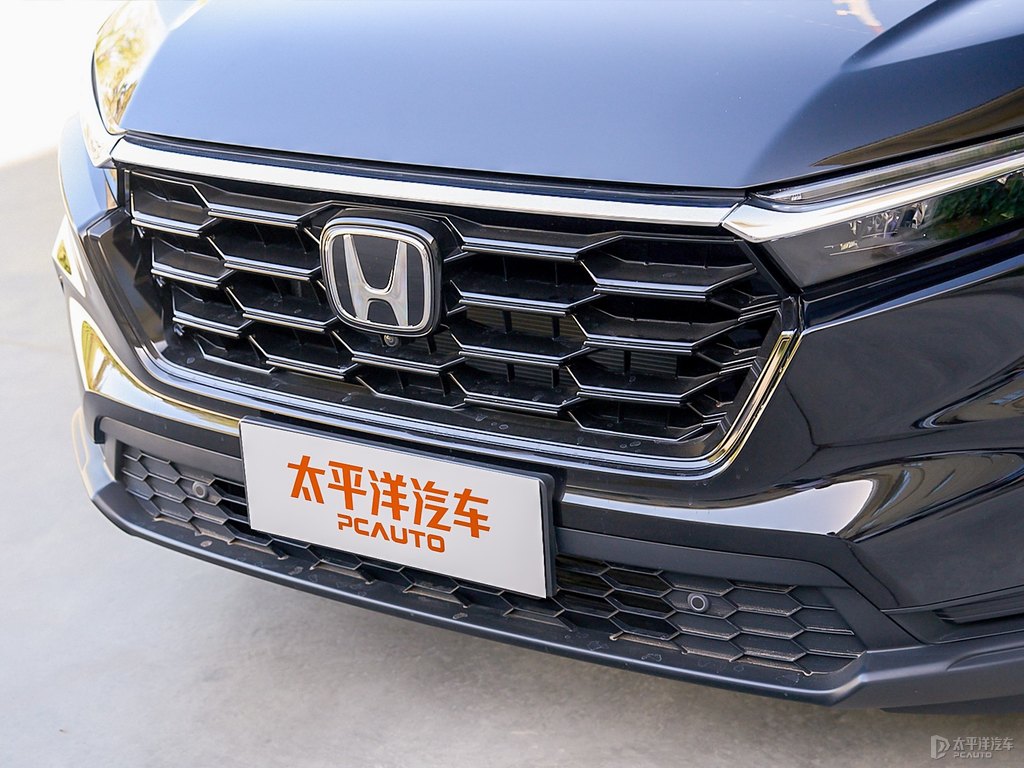 彩晶黑本田CR-V車頭外觀圖片