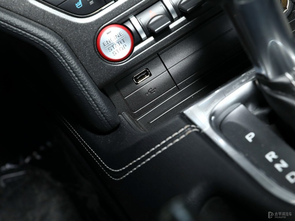 Ԫ׸Mustangп؃(ni)DƬ