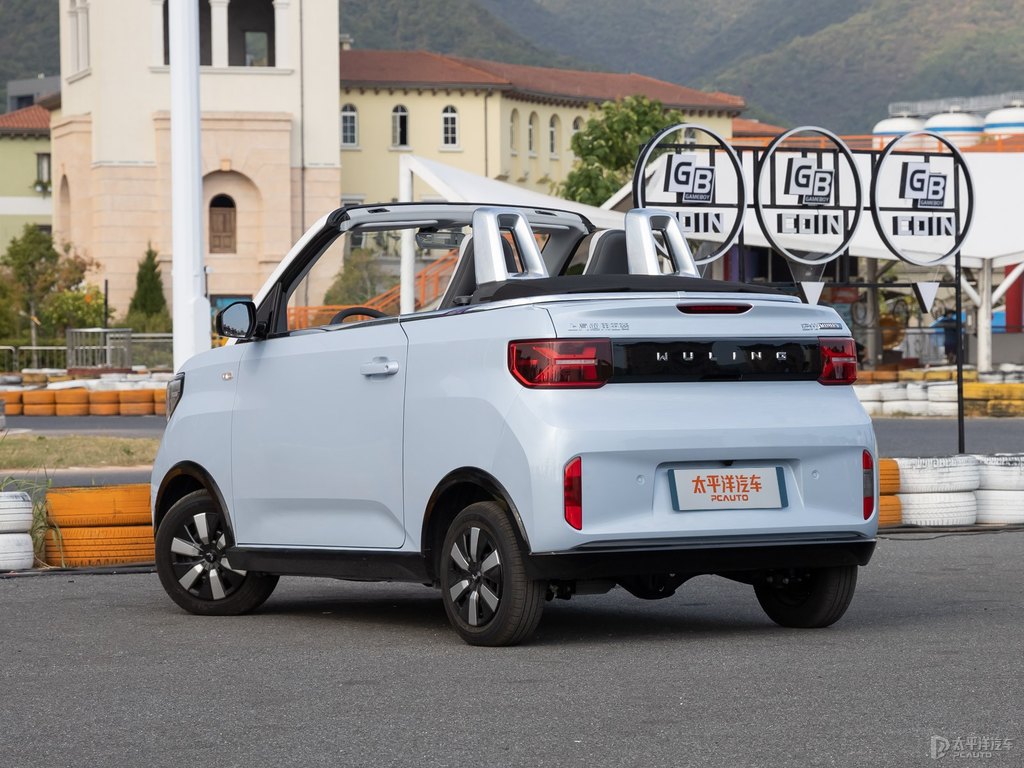 海天藍(lán)宏光MINIEV整車外觀外觀圖片