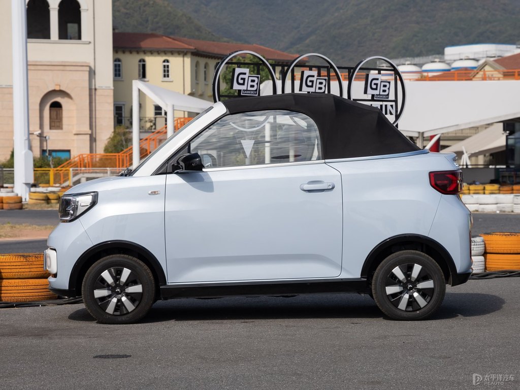 海天藍(lán)宏光MINIEV整車外觀外觀圖片