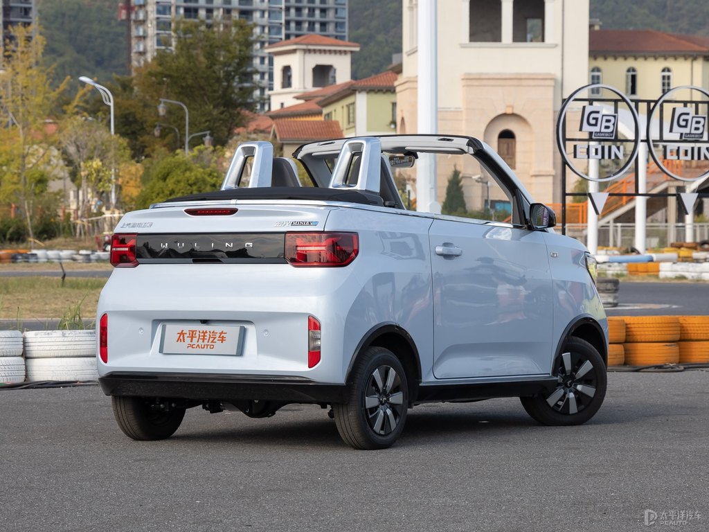 海天藍(lán)宏光MINIEV整車外觀外觀圖片