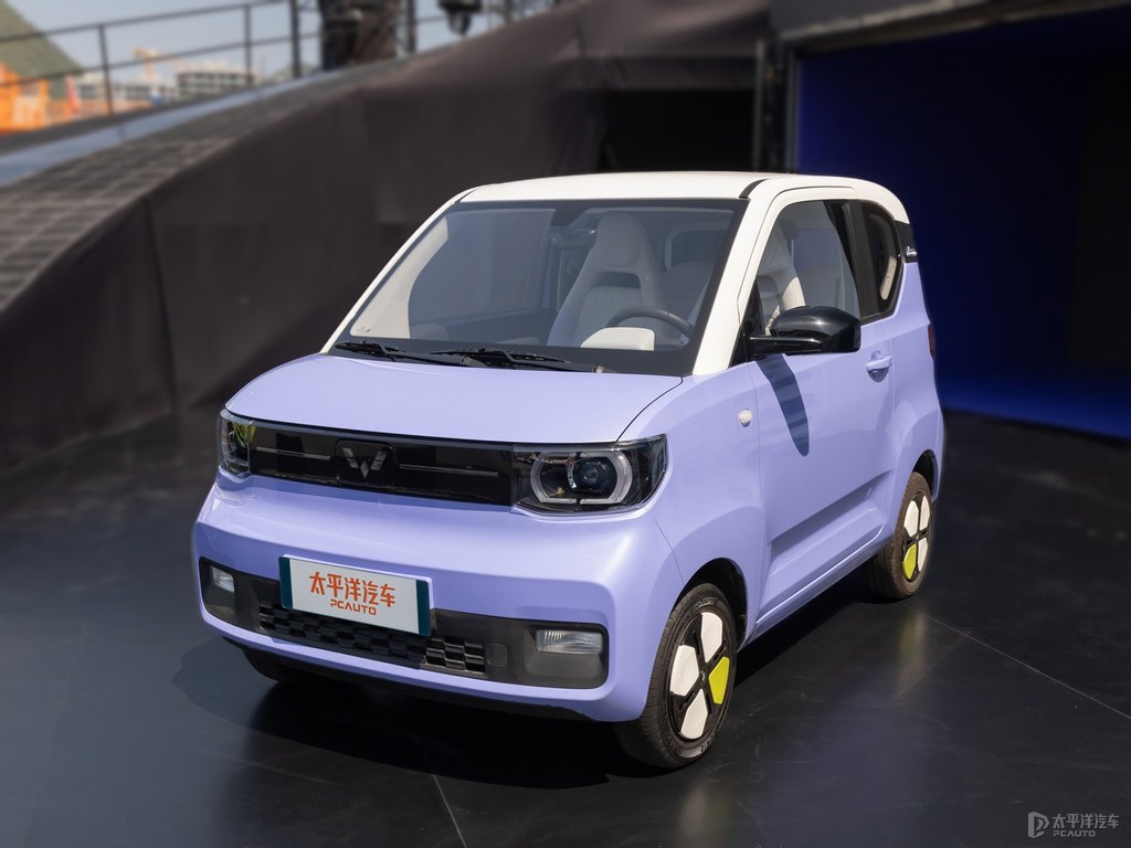 黑色+薰衣草紫宏光MINIEV整車外觀外觀圖片