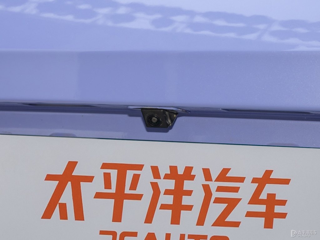 黑色+薰衣草紫宏光MINIEV車尾外觀圖片
