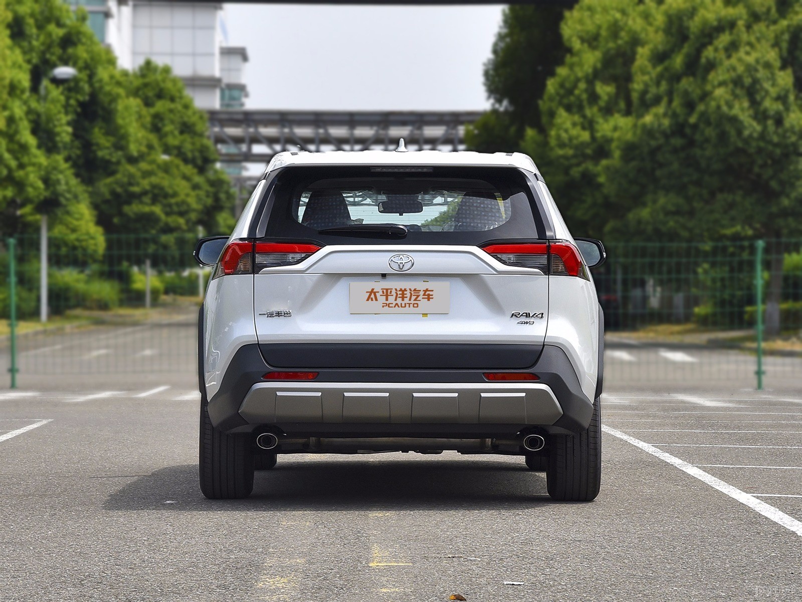 RAV4榮放外觀高清大圖