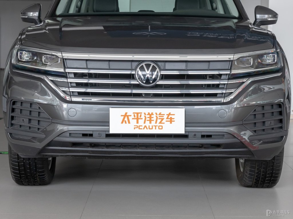 古典灰途銳車頭外觀圖片