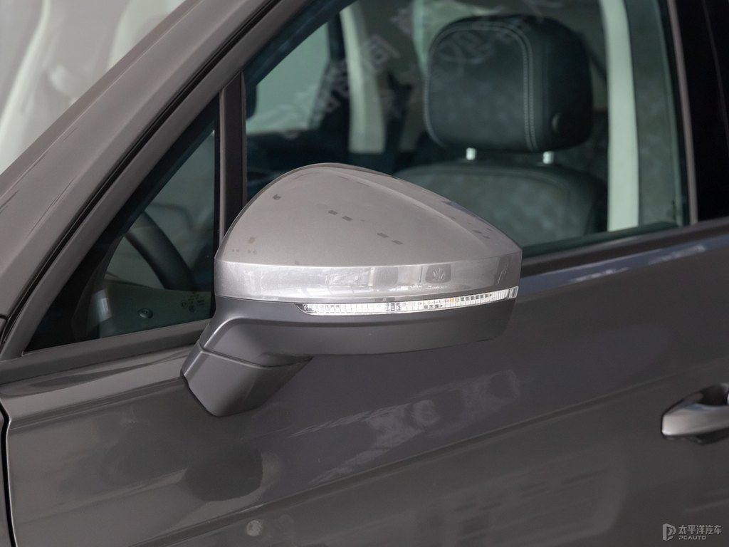 古典灰途銳車身外觀圖片