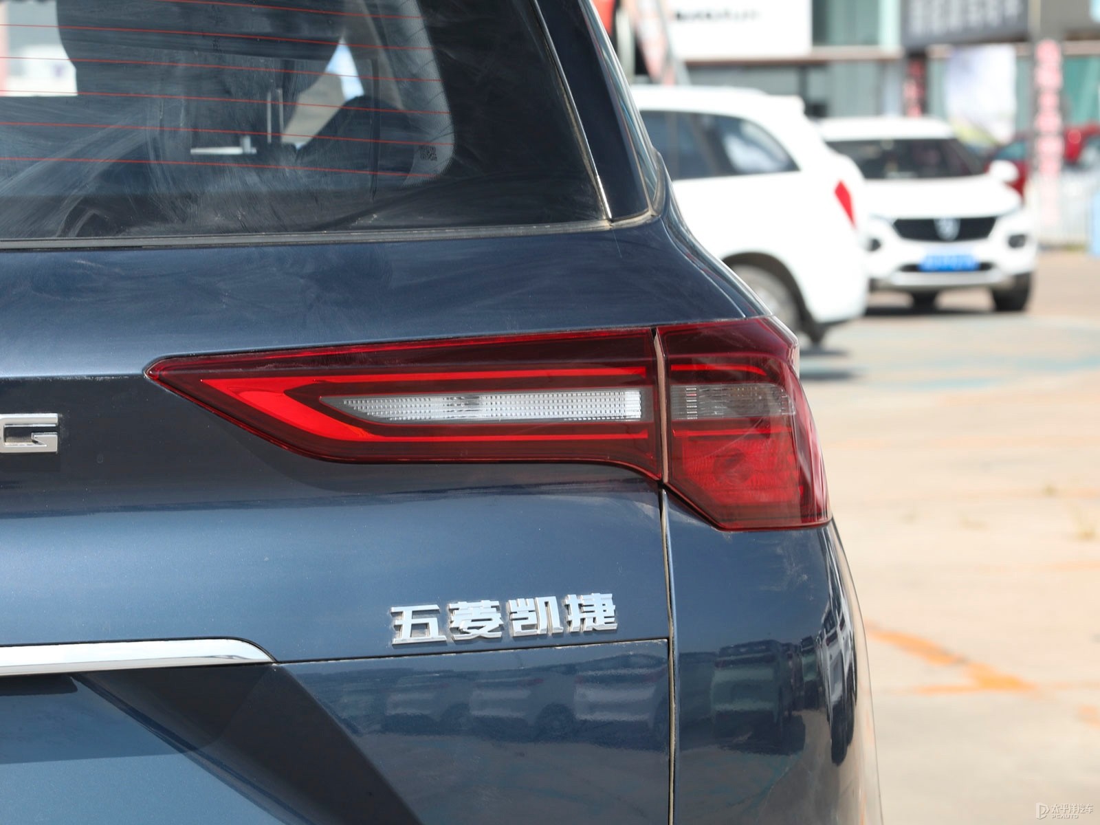 五菱凱捷外觀高清大圖